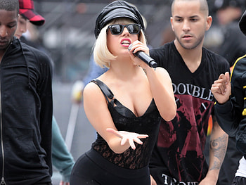 Put It Right Here Son, sexy, singer, lady, gaga HD wallpaper