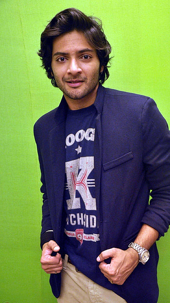 Ali Fazal, Bollywood HD phone wallpaper