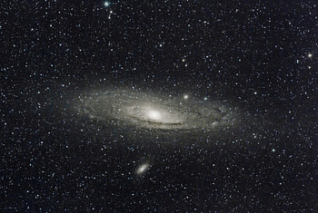 The Andromeda Galaxy, andromeda, galaxy, stars, space, digital-universe HD wallpaper