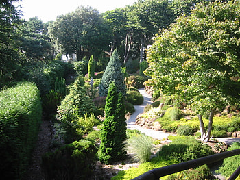 Beautiful garden, rest, green, trees, garden, park HD wallpaper