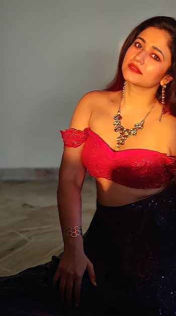 Poonam Bajwa, tamil actress HD phone wallpaper