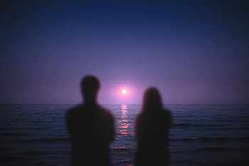 Me You And The Moon, couple, love, artist, artwork, digital-art HD wallpaper