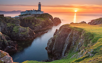 Lighthouse in Northern Ireland, lighthouse, coast, Atlantic, Northern Ireland, sunset, ocean HD wallpaper