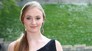 Sophie Turner HD wallpaper