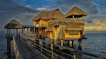 mansion on stilts in bora bora, sea, stilts, house, pier, thatch HD wallpaper