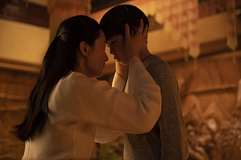 Jiang Li and Fala Chen, Shang-Chi and the Legend of the Ten Rings HD wallpaper