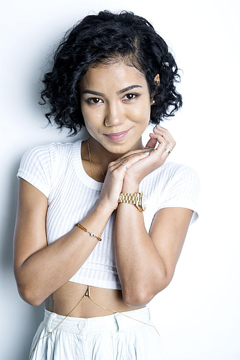 Jhene Aiko HD phone wallpaper