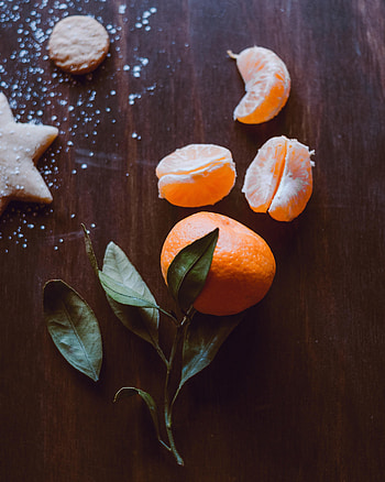 Food, Leaves, Fruit, Citrus, Lobules, Slices, Mandarin, Tangerine HD phone wallpaper