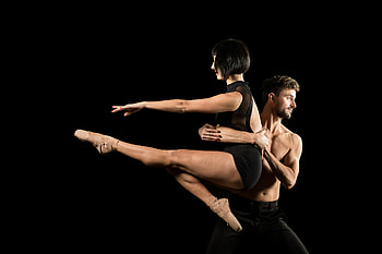 London dance , Urban dance scene, Expressive movements, Energetic performances HD wallpaper