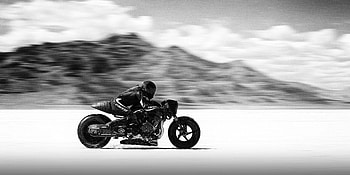 AMA Land Speed Record Top Speed: 176.458 MPH Average Speed: 171.005 MPH Motorcycle: HD wallpaper