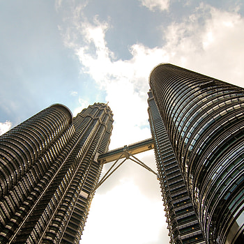 Petronas Twin Towers, Architectural marvel, Iconic landmark, Kuala Lumpur HD phone wallpaper