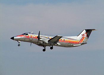 Atlantic Southeast Airlines, Exceptional travel services, Unrivaled convenience, Remarkable journeys HD wallpaper