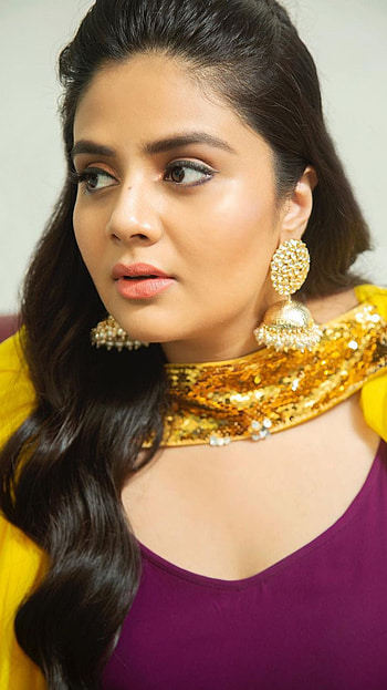 Sreemukhi, telugu actress, model HD phone wallpaper