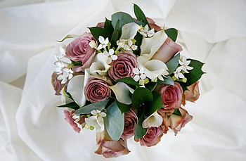 It's Beautiful, Flowers, Roses, Leaves, Typography, Registration, Bouquet, Calla, Callas, Handsomely HD wallpaper
