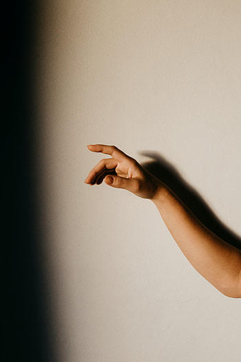 Hand, Miscellanea, Miscellaneous, Rays, Beams, Wall, Fingers HD phone wallpaper