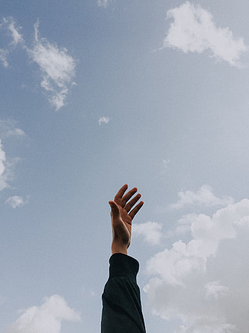 Sky, Clouds, Hand, Minimalism, Fingers, dom, Lift Up, Raise HD phone wallpaper