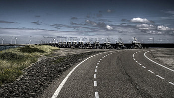 Head out on the hiway, other, sky, people, entertainment HD wallpaper