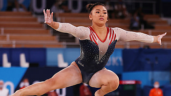 Sunisa Lee, Olympia 2021, Gymnastics gold, Simone Biles HD wallpaper