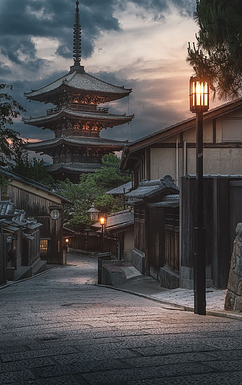 Gion Quarter, Geisha Culture, Traditional Streets, Timeless Charm HD phone wallpaper