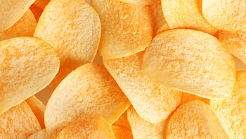 Crunchy potato chips, High-definition , Snack time goodness, Crispy and irresistible HD wallpaper