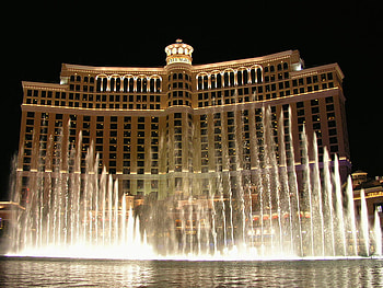 Bellagio Hotel and Casino Las_Vegas, hotel, casino, usa, and, vegas, light, bellagio, america, las HD wallpaper
