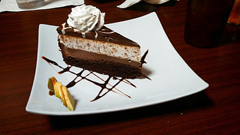 chocolate cake, foods, fun, entertainment, yummy HD wallpaper