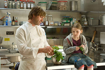 No Reservations, Gourmet cuisine, Aroma of love, Chef's artistic expression HD wallpaper