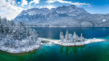 snowy mountains, like eibsee, snow, trees, clouds, sun, lake HD wallpaper