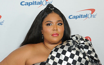 iHeartRadio Jingle Ball 2019, Lizzo HD wallpaper