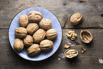 Walnuts (Food), Heart-healthy benefits, Omega-3 fatty acids, Nutritional value HD wallpaper