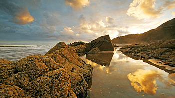 tidal pools on a rocky beach, clouds, rocks, pools, beach HD wallpaper