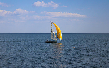 Yacht, clouds, sea, sailboat HD wallpaper