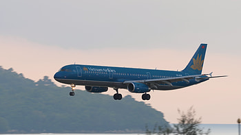 Vietnam Airlines, Airbus A321, Landing video, Vecteezy stock footage HD wallpaper