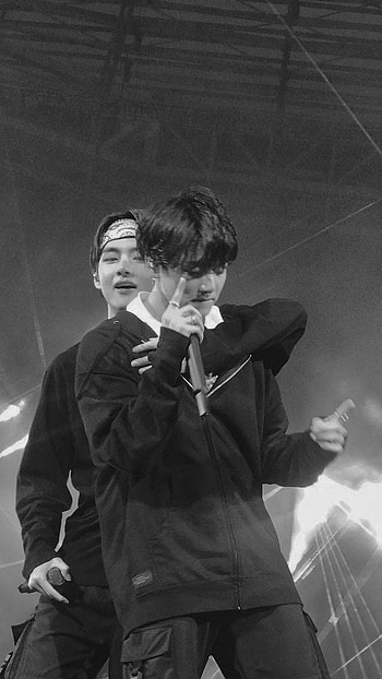 Vkook Taekook, Kim Taehyung, bts, kpop, Jeon Jungkook HD phone wallpaper