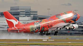 Qantas airline, Boeing 747, Ultra , Aviation graphy HD wallpaper