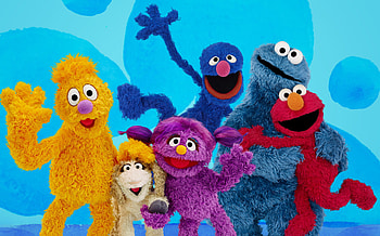 Sesame Street comforts, Support for displaced children, Syrian war aftermath, Emotional healing HD wallpaper