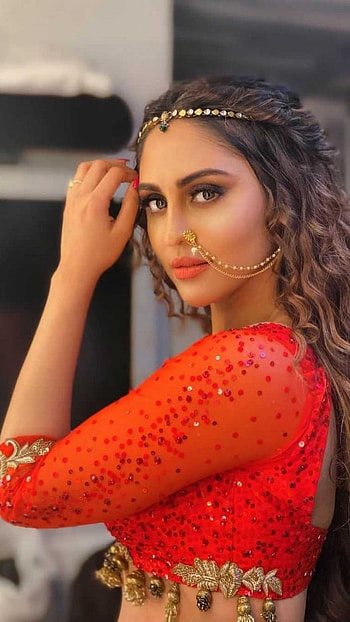 Krystle Dsouza, Heroine HD phone wallpaper