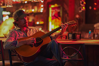 Tulsa King: Captivating Ultra Featuring Garrett Hedlund, TV Show, Tulsa King, Garrett Hedlund HD wallpaper
