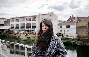 Simone Rocha, Fashion legacy, Self-made success, The New York Times feature HD wallpaper