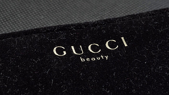 Gucci patterns, Bold prints, High-end style, Fashion statement HD wallpaper