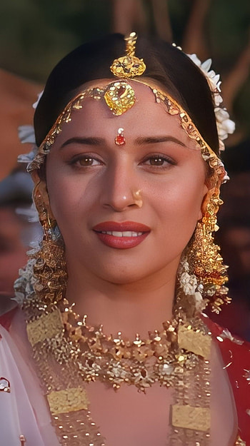 Madhuri Dixit, bollywood actress HD phone wallpaper