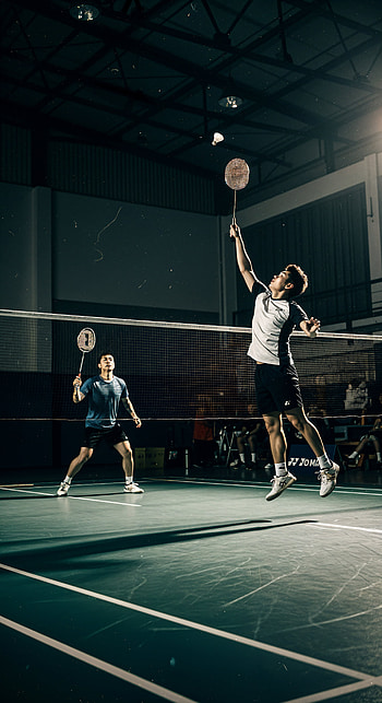 Aerial Smash — Badminton HD phone wallpaper