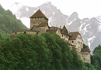 Machtkampf in Frstentum, Liechtenstein revolution HD wallpaper
