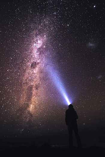 Night, Dark, Shine, Light, Silhouette, Starry Sky, Ray, Flashlight HD phone wallpaper