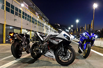 Yamaha R1 Bikes, yamaha-r1, yamaha, bikes HD wallpaper