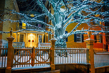 Portland, Maine, In Winter, light, snow, house, fence, trees HD wallpaper