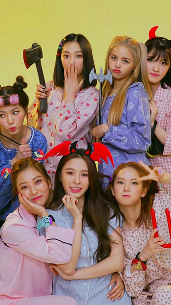 CLC K-pop Music Devil gap crush HD phone wallpaper