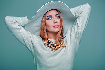 White t-shirt, girl model, hat HD wallpaper