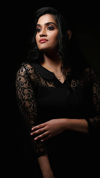Varsha Kannan, mallu actress, dark souls HD phone wallpaper