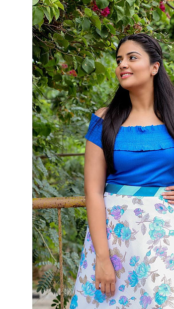 Sreemukhi, telugu actress, model HD phone wallpaper